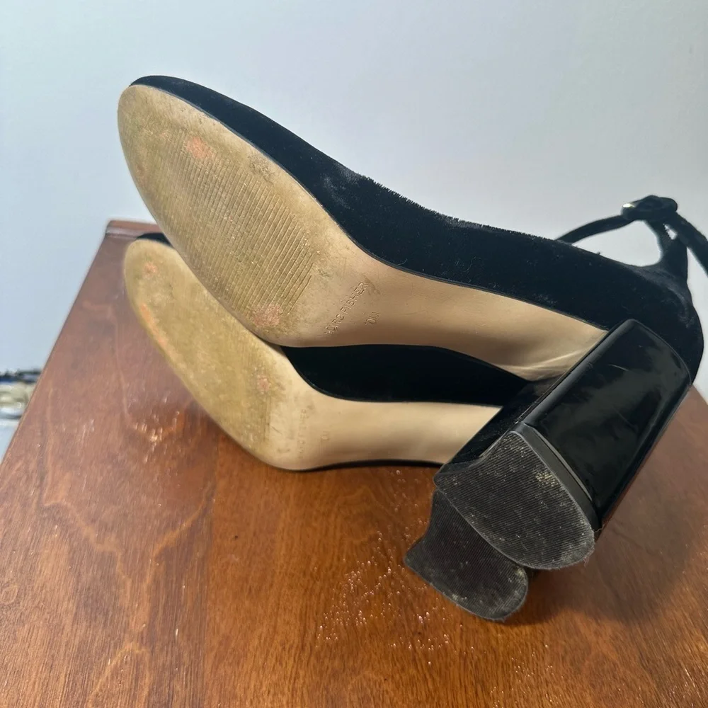 Marc Fisher Elegant Black Velvet Women's Heels - Picture 10 of 11